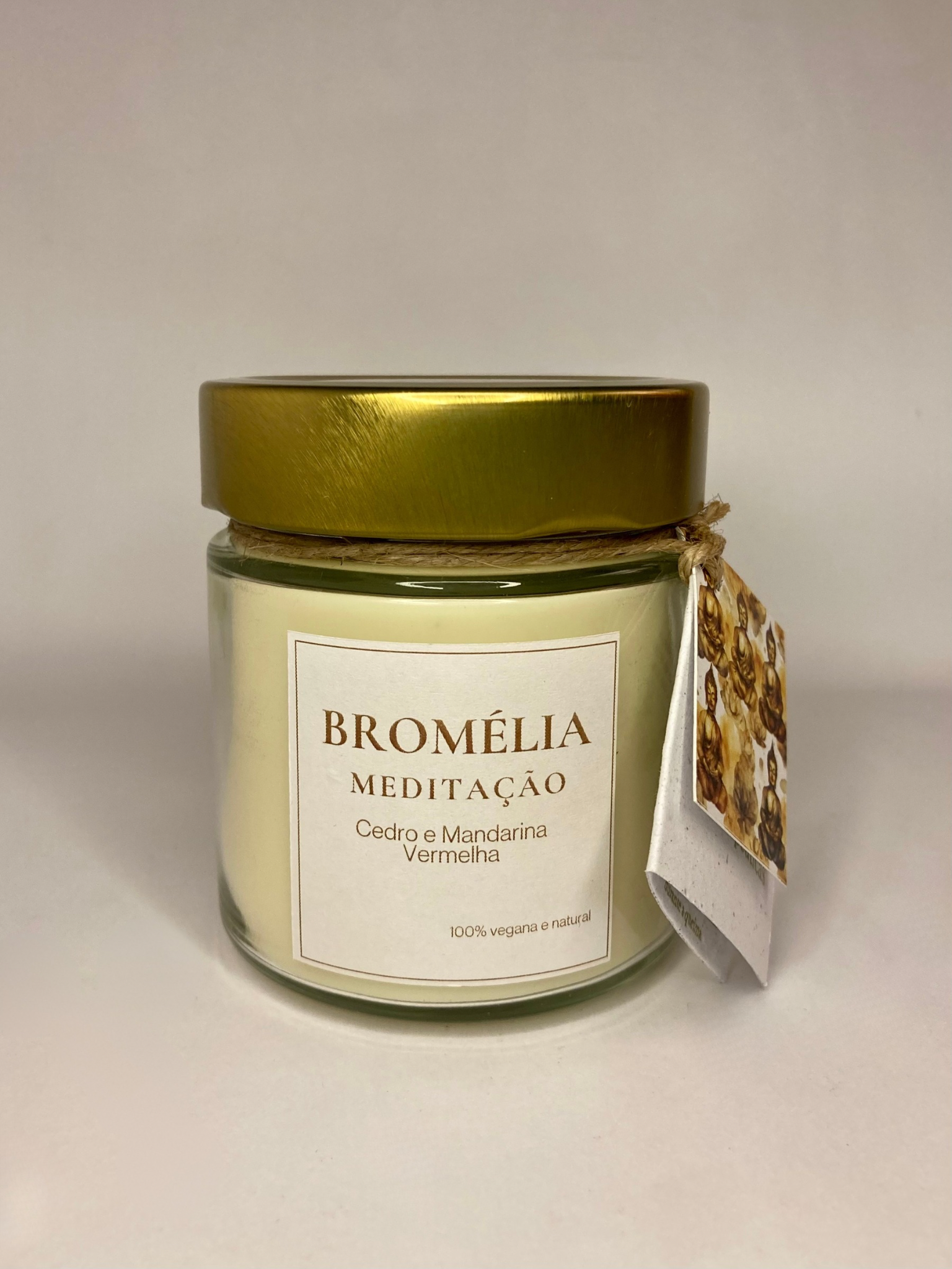 Meditação - Vela Natural de Cedro e Mandarina Vermelha 180g