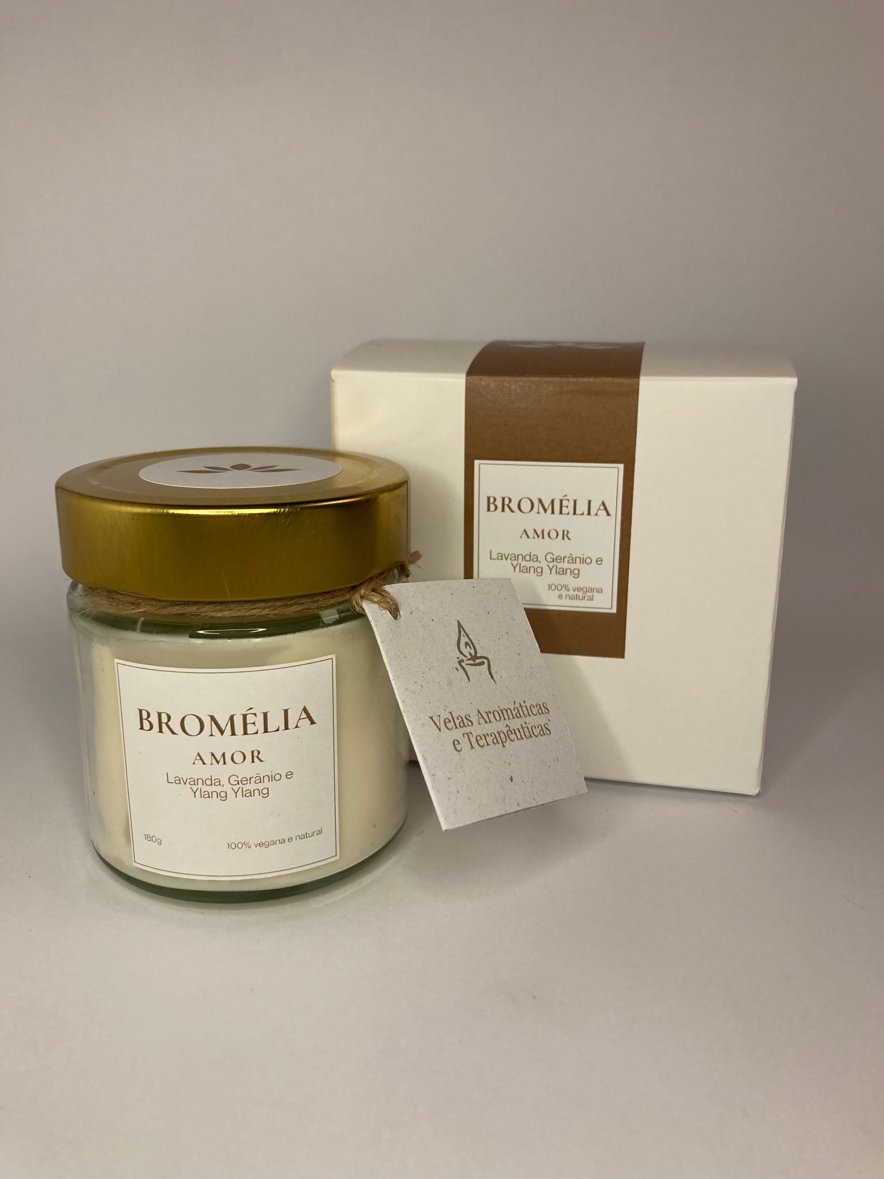 Amor - Vela Natural de Lavanda, Gerânio e Ylang Ylang 180g